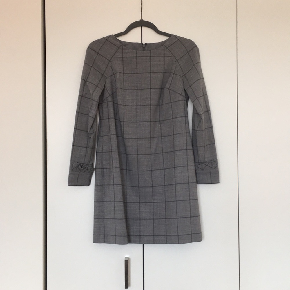 Long sleeve shift dress